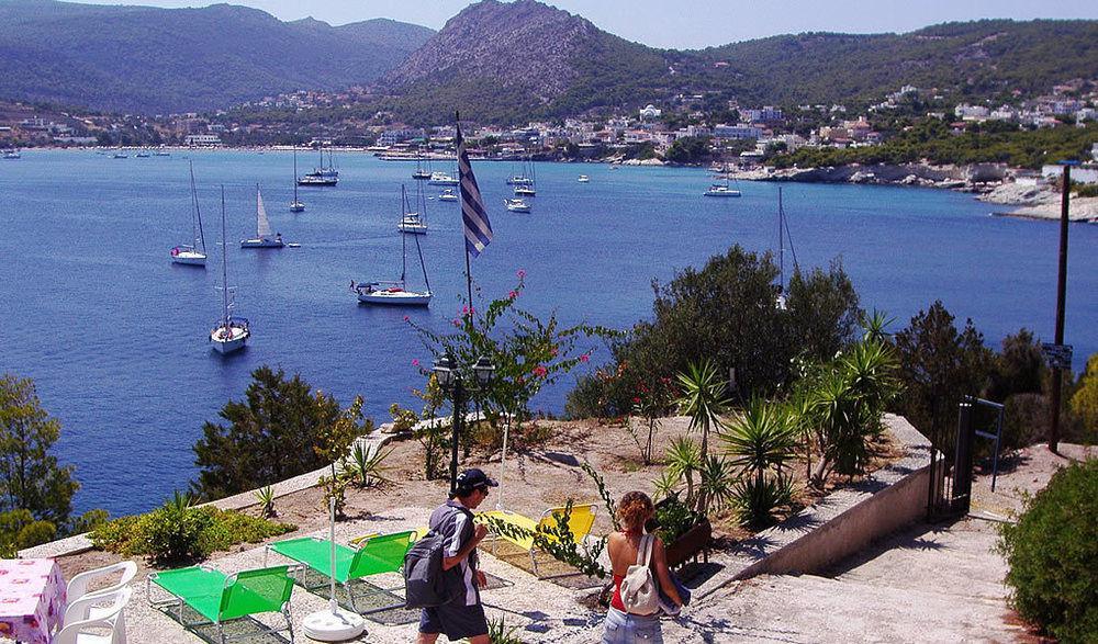Kavos Bay Seafront Hotel Agia Marina (Aegina) Facilidades foto
